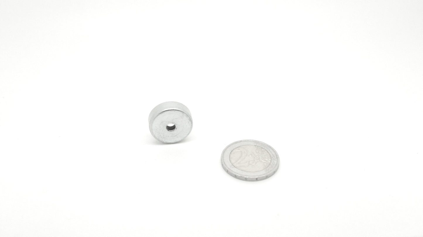 Ferrite Disc 20x6 w/Hole (4.5)