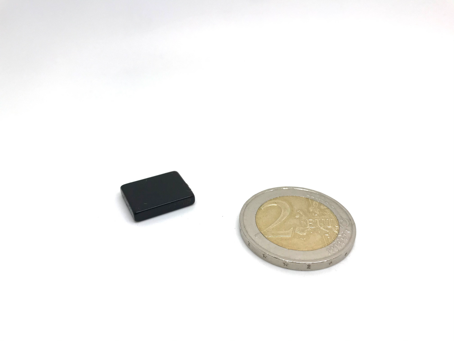 Magnetic Block TR35 15x15x3 Black