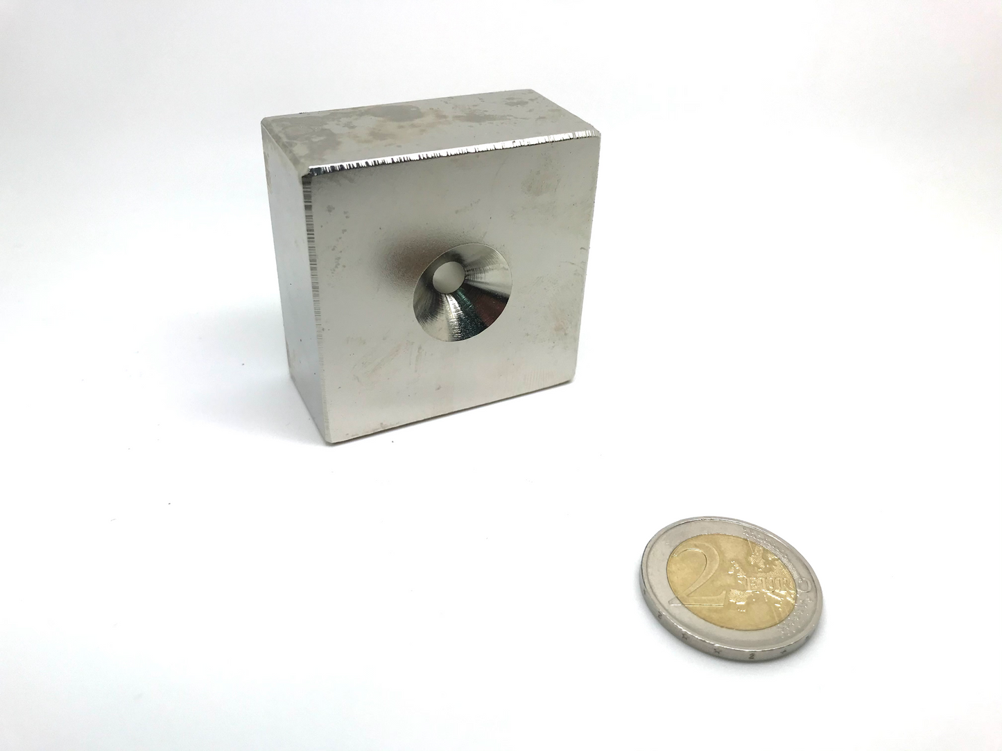 Magnetic Block 50x50x25 w/Hole (6mm)