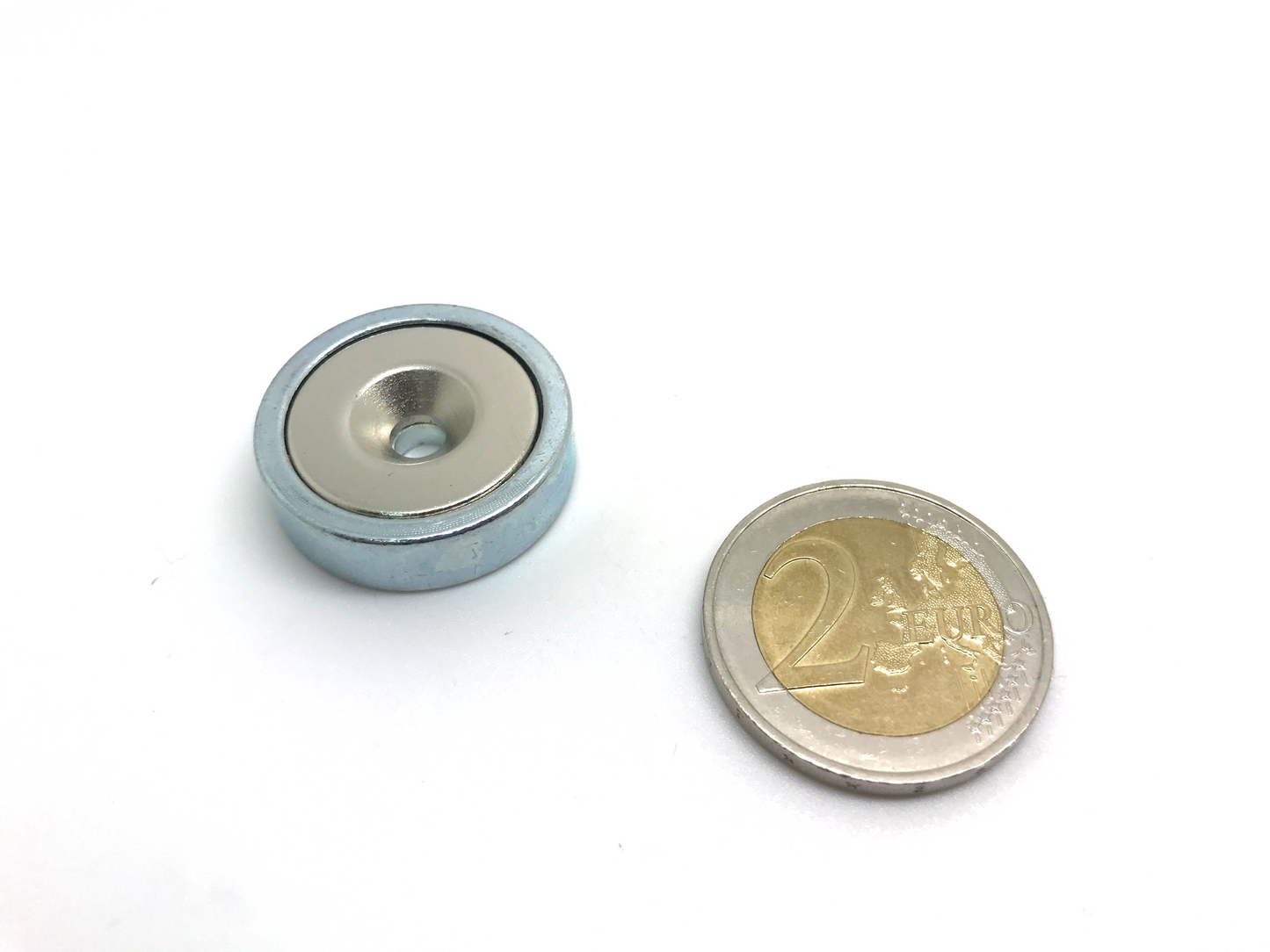 Magnetic Base TR35 25x7 w/Hole (4.5mm)